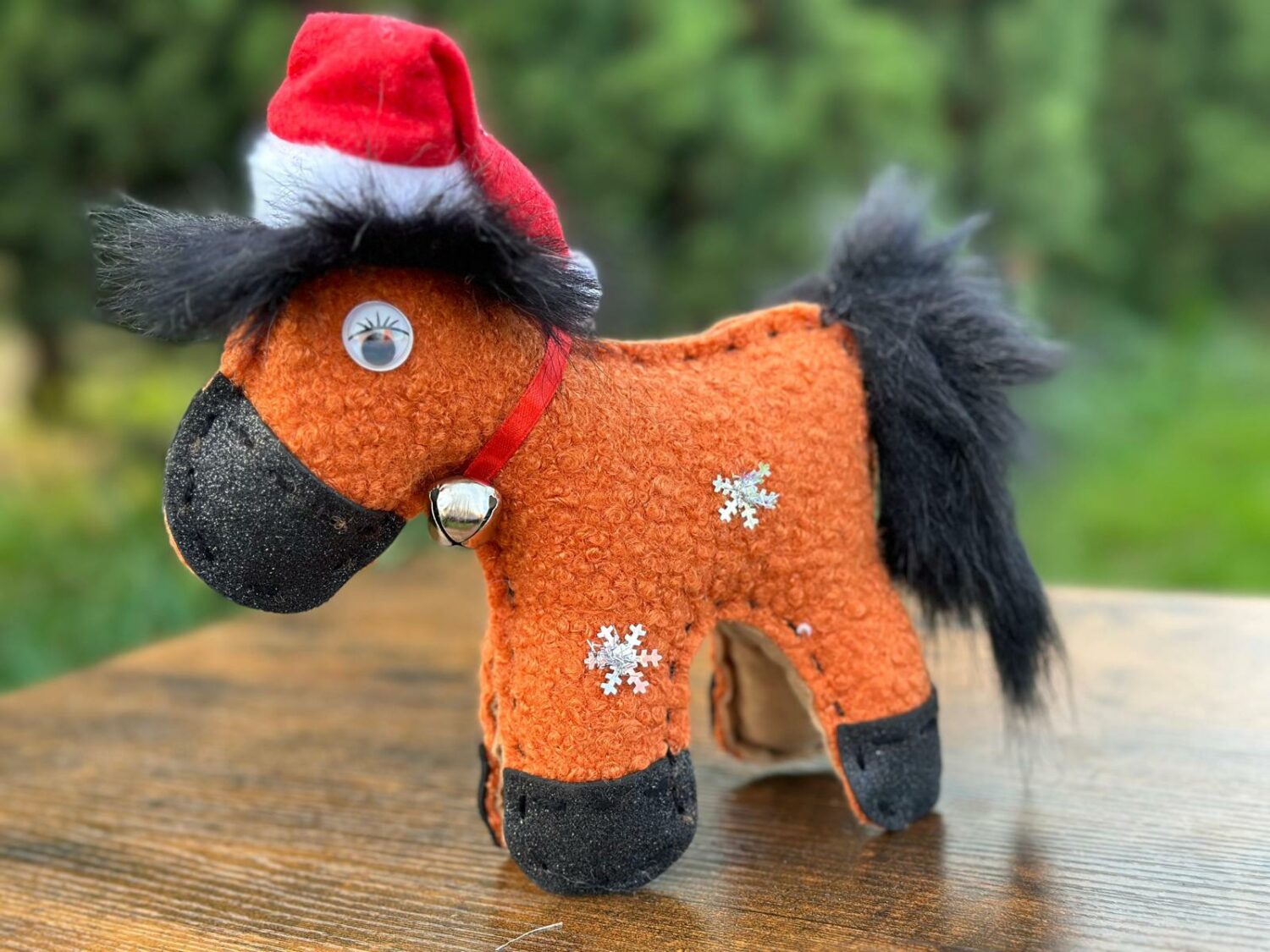 Kopyciak Mikołaj świąteczny brązowy