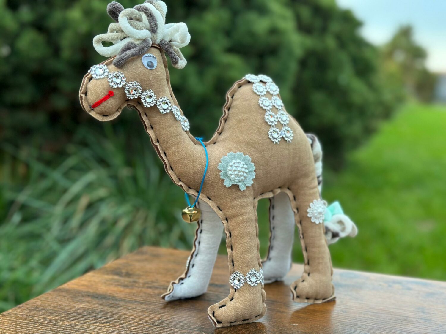 Wielbłądziak beżowy