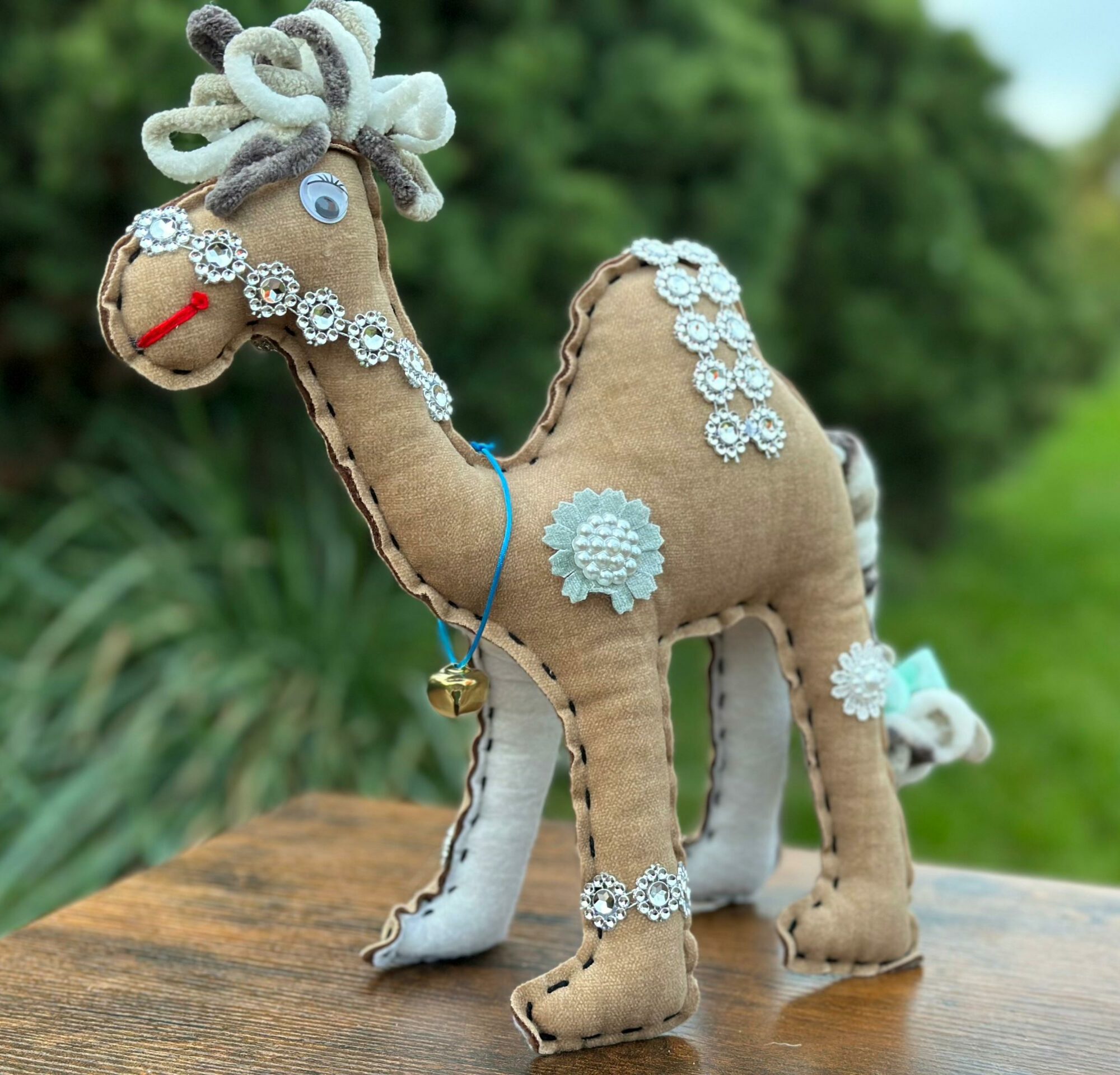 Wielbłądziak beżowy