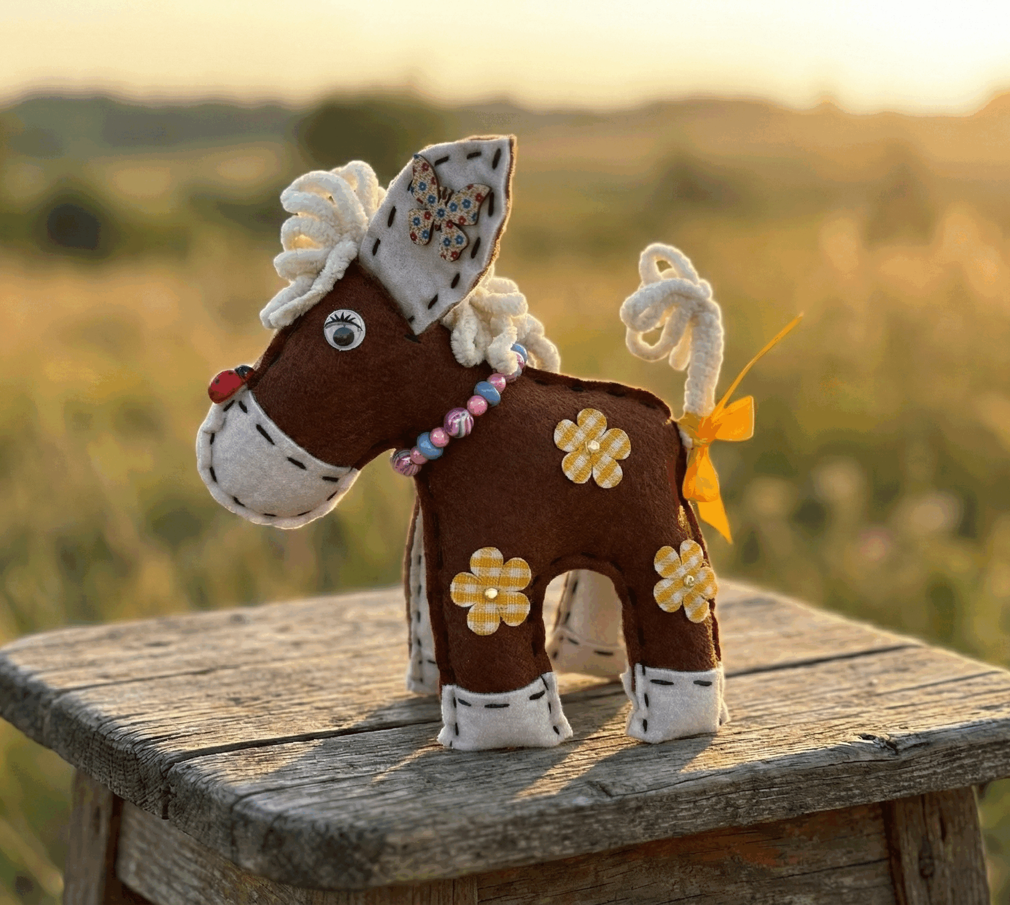 Kopyciak Pani Osiołek brązowy [p1]